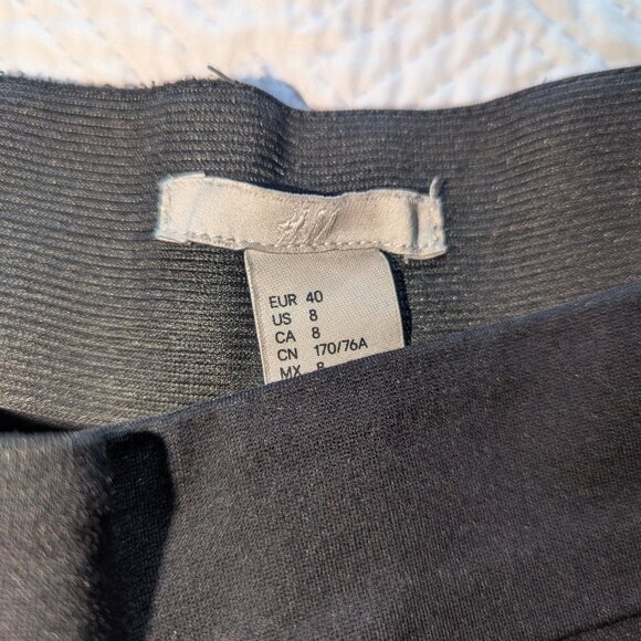H&M Skinny Leg Dress Pants, size 8 - Picture 4 of 4
